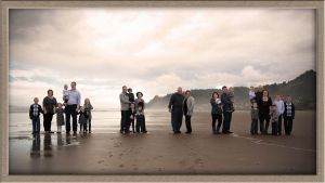 Family Reunion Portrait Photography On Location at the Oregon Coast